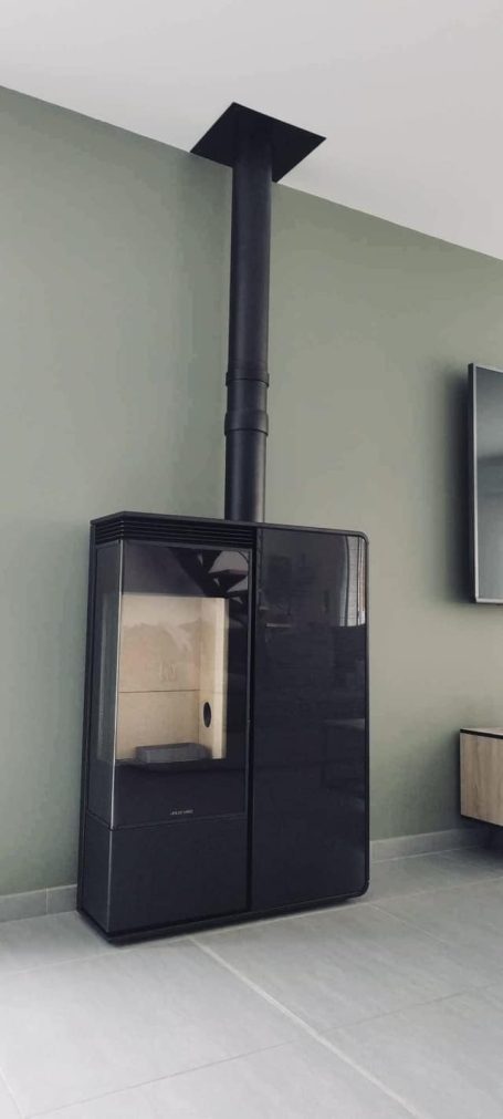 Poêle à granulés Jolly Mec Dory Angle 9 kW – Chauffage bois design