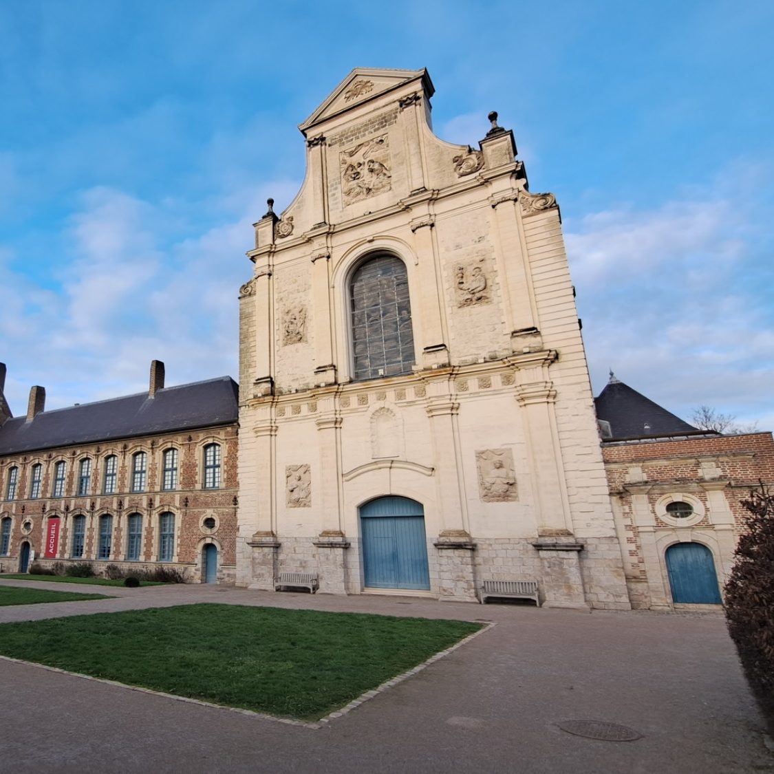 Douai