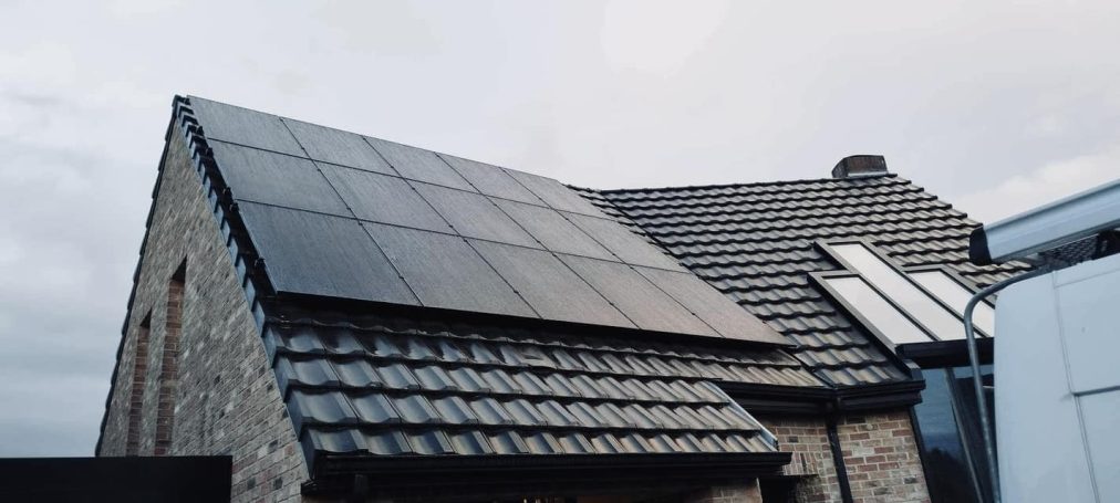 Panneau photovoltaïque SunPower Full Black 375 Wc – Haute performance