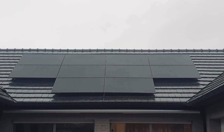 Panneau photovoltaïque SunPower Full Black 375 Wc – Haute performance
