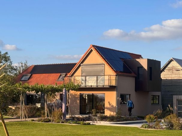 Panneau solaire SunPower biverre 428 Wc – Haute performance